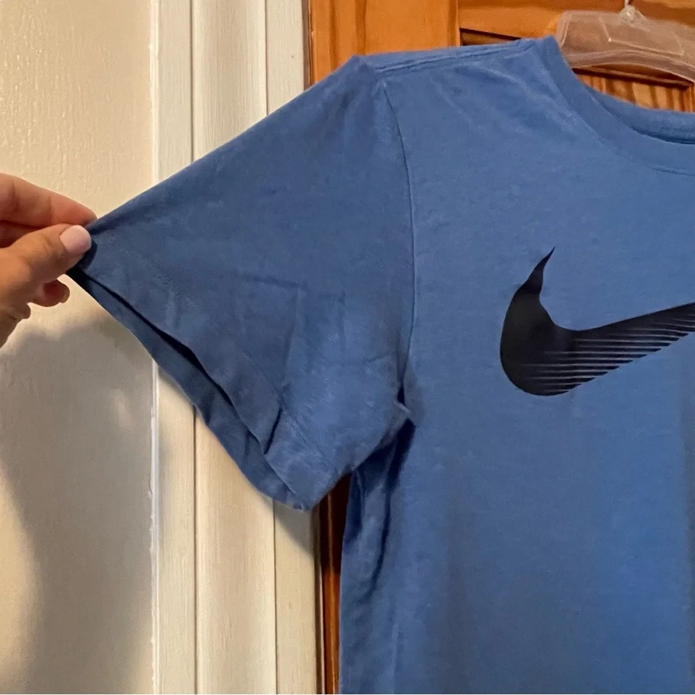 Nike Blue Short Sleeve Tee with Black Logo - Picture 3 of 5